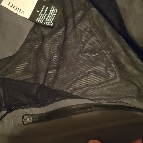 NWT Men's Small Vuori Oahu Rain Jacket in Color Shale. - Picture 5 of 7